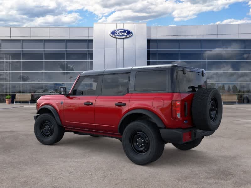 Nova imagem do Ford Big Bend® 2026 em Vermelho Rubi Metálico com Verniz Transparente 4