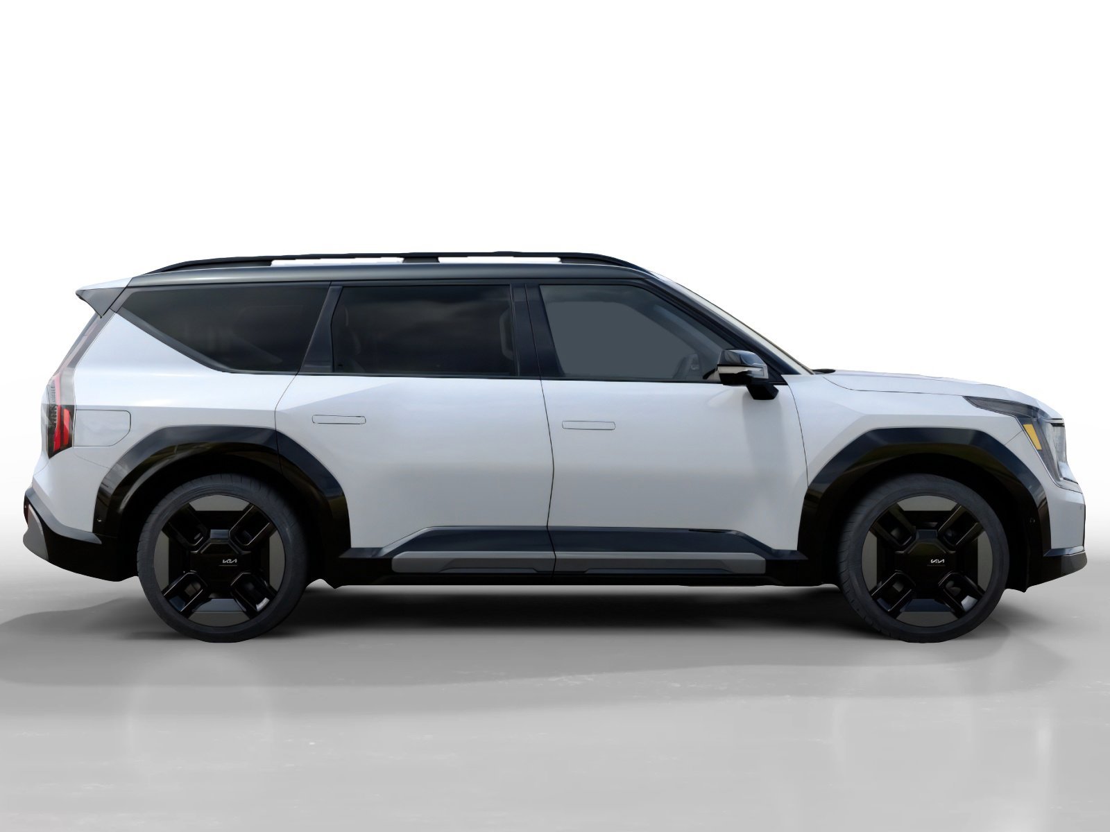 New 2026 Glacial White Pearl/Ebony Black Roof Kia GT-Line image 7