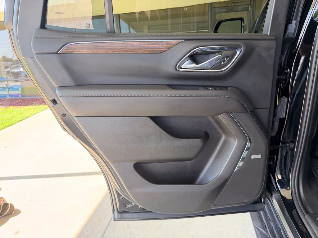 Used 2023 Black Chevrolet High Country image 29