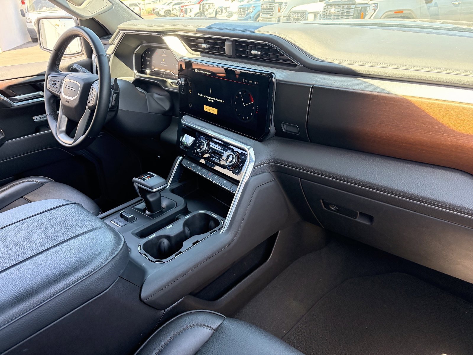 Used 2025 Sterling Metallic GMC Denali image 6