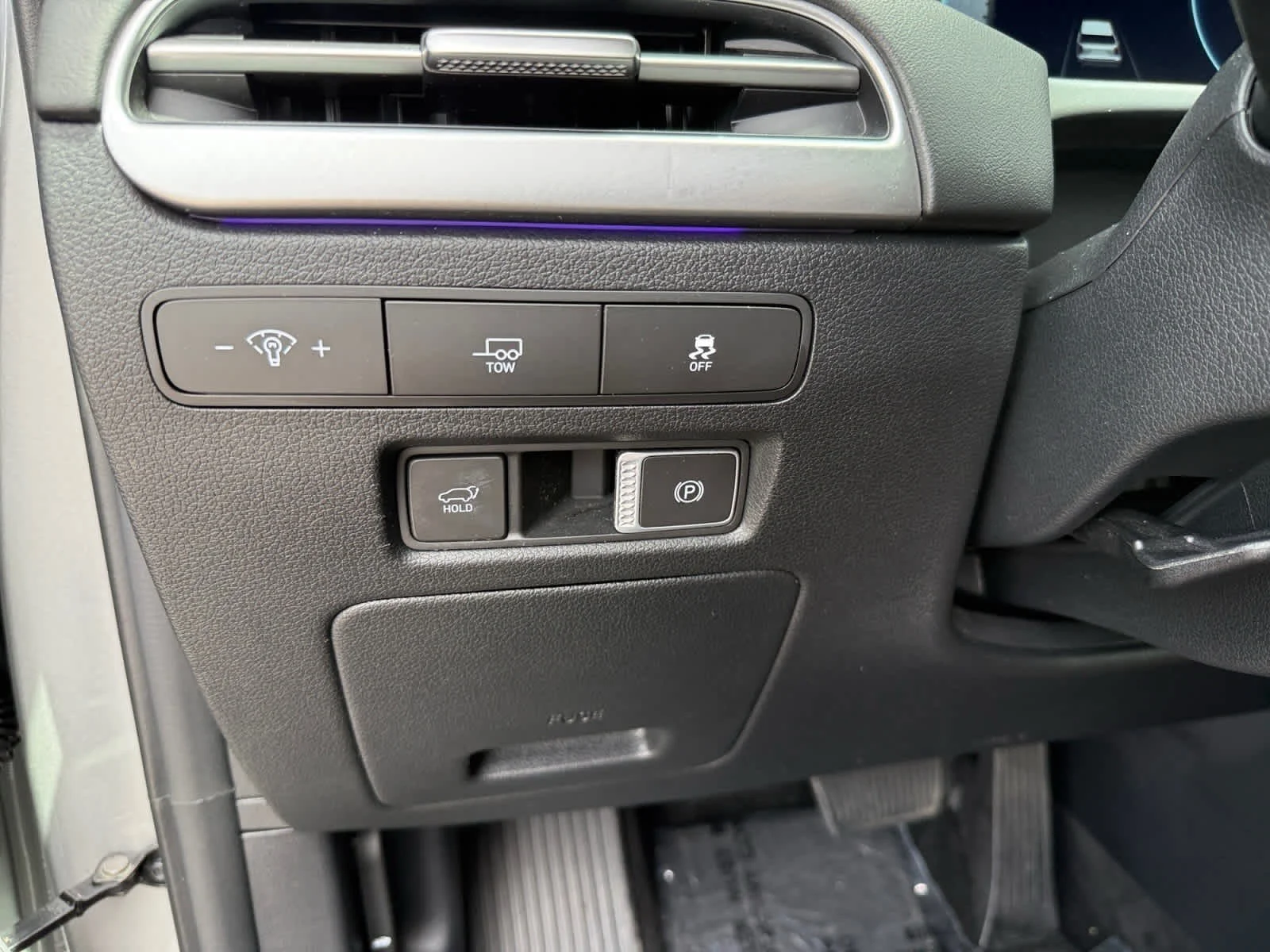 2024 Hyundai Palisade Limited - Photo 23