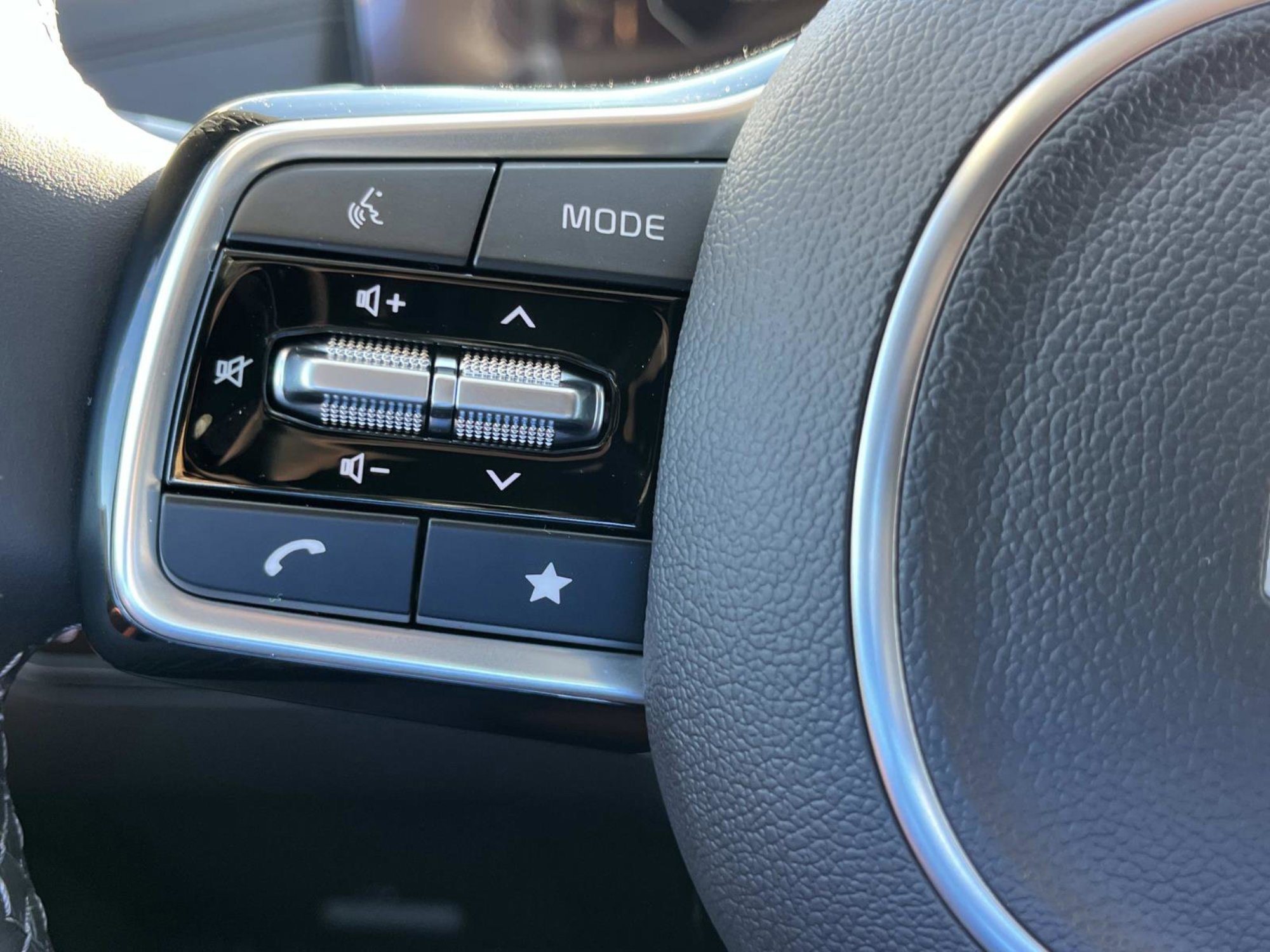 New 2026 Aurora Black Pearl Kia SX Prestige image 31