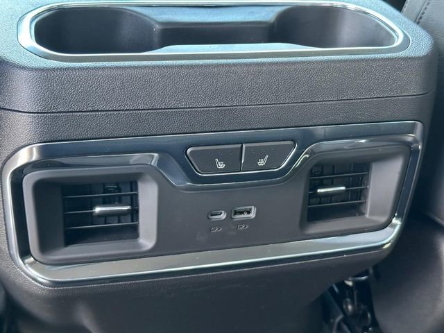 2026 GMC Sierra 1500 SLT - Photo 6