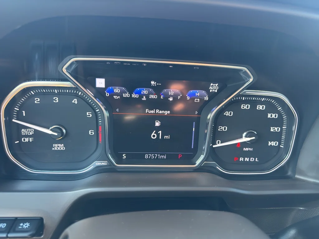 Used 2020 Satin Steel Metallic GMC Denali image 31
