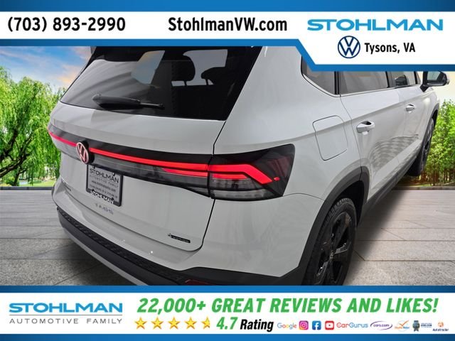 2026 Volkswagen Taos 1.5T SEL 4Motion's photo