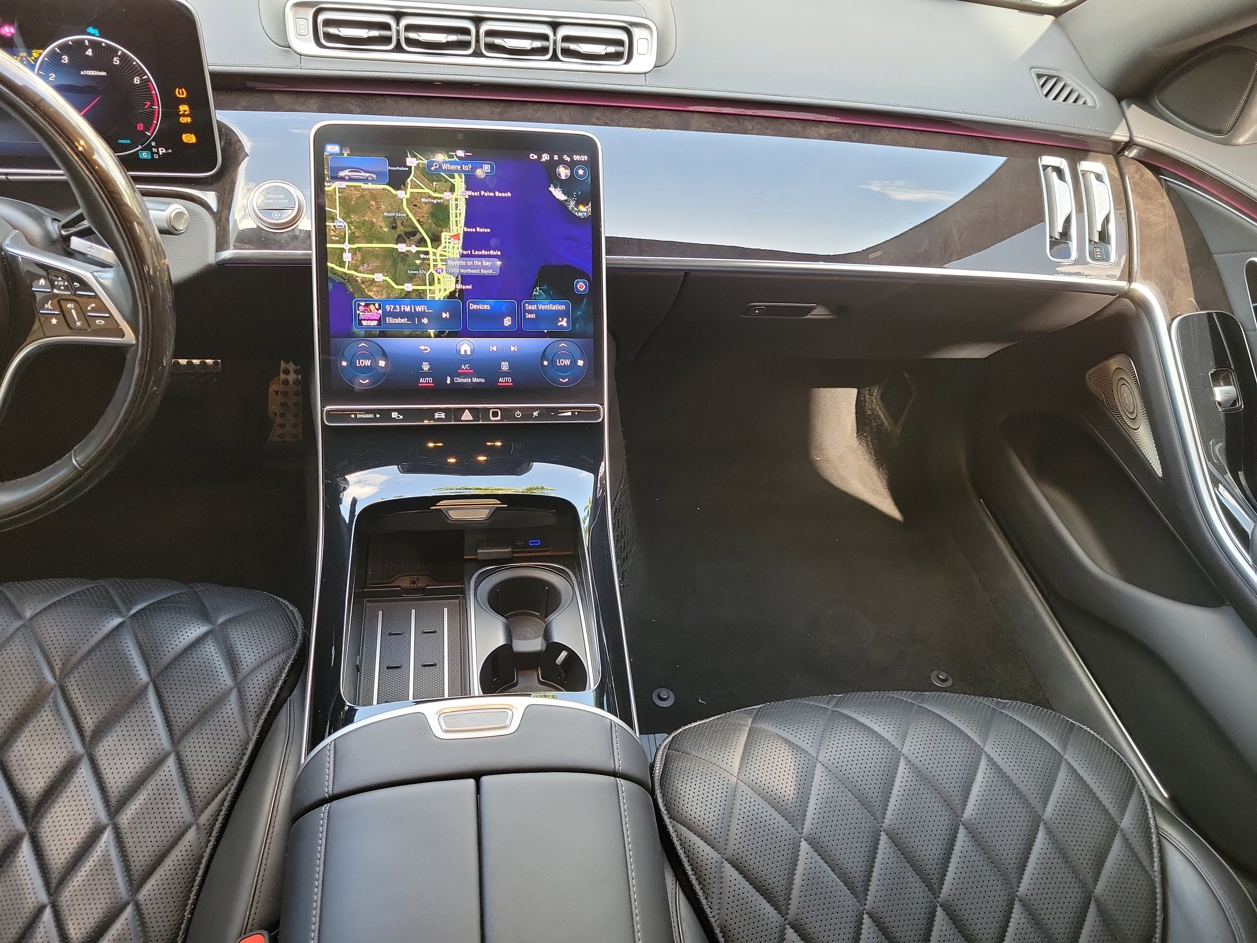 Used 2023 Black Mercedes-Benz S 580 image 11