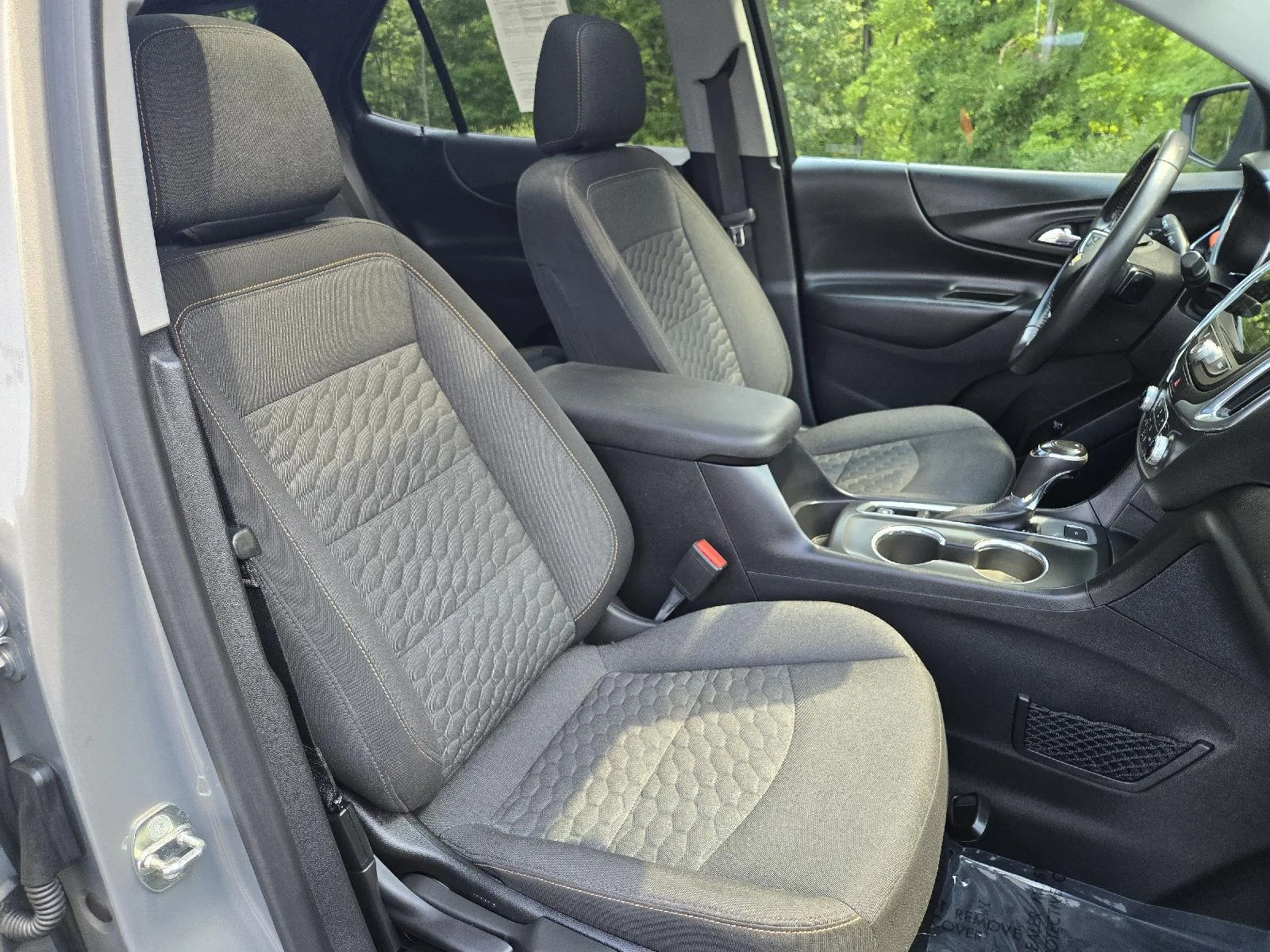 Used 2018 Pepperdust Metallic Chevrolet LT image 25