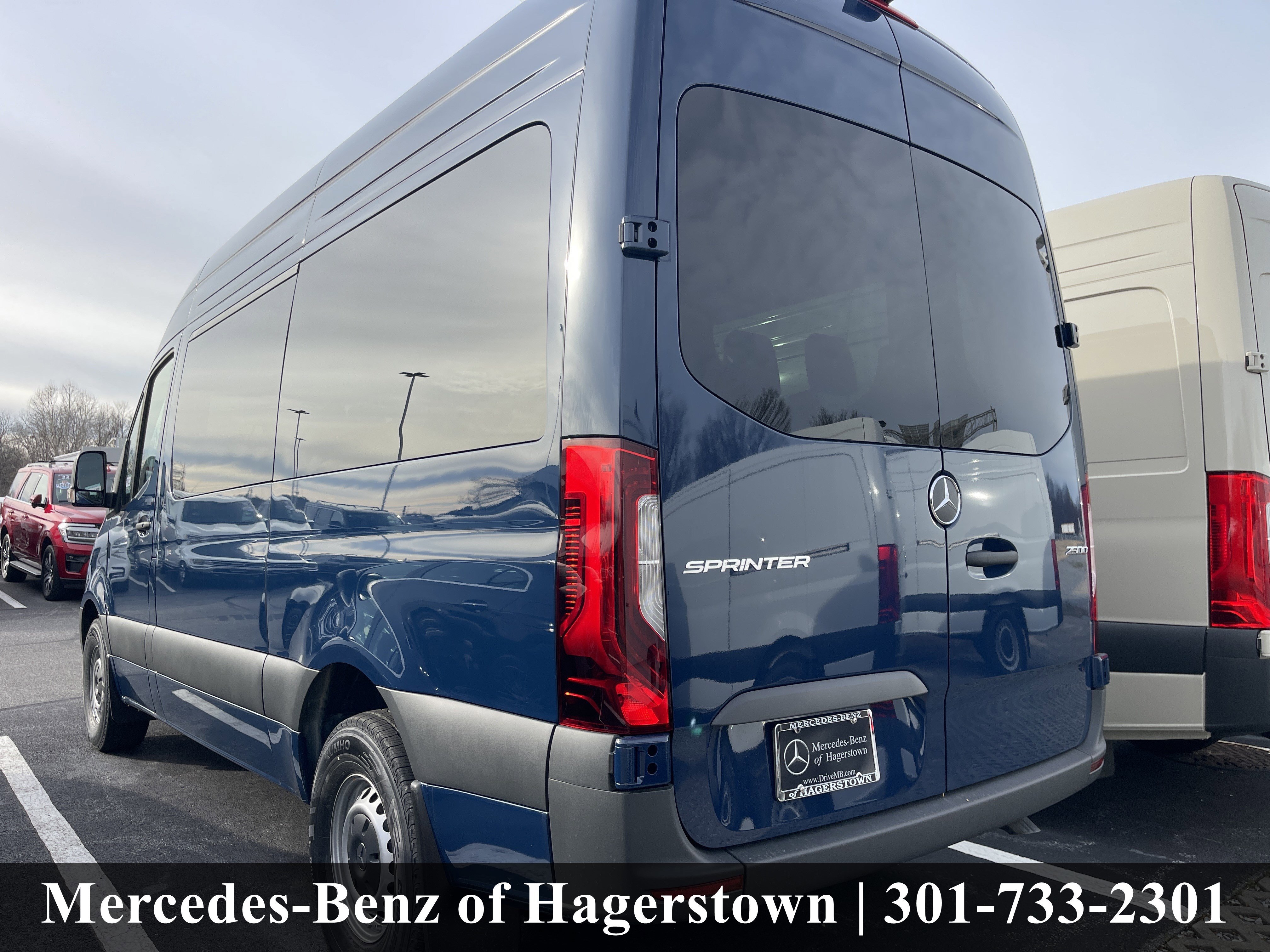 New 2026 Steel Blue Mercedes-Benz 2500 High Roof I4 Diesel HO 144 RWD image 18