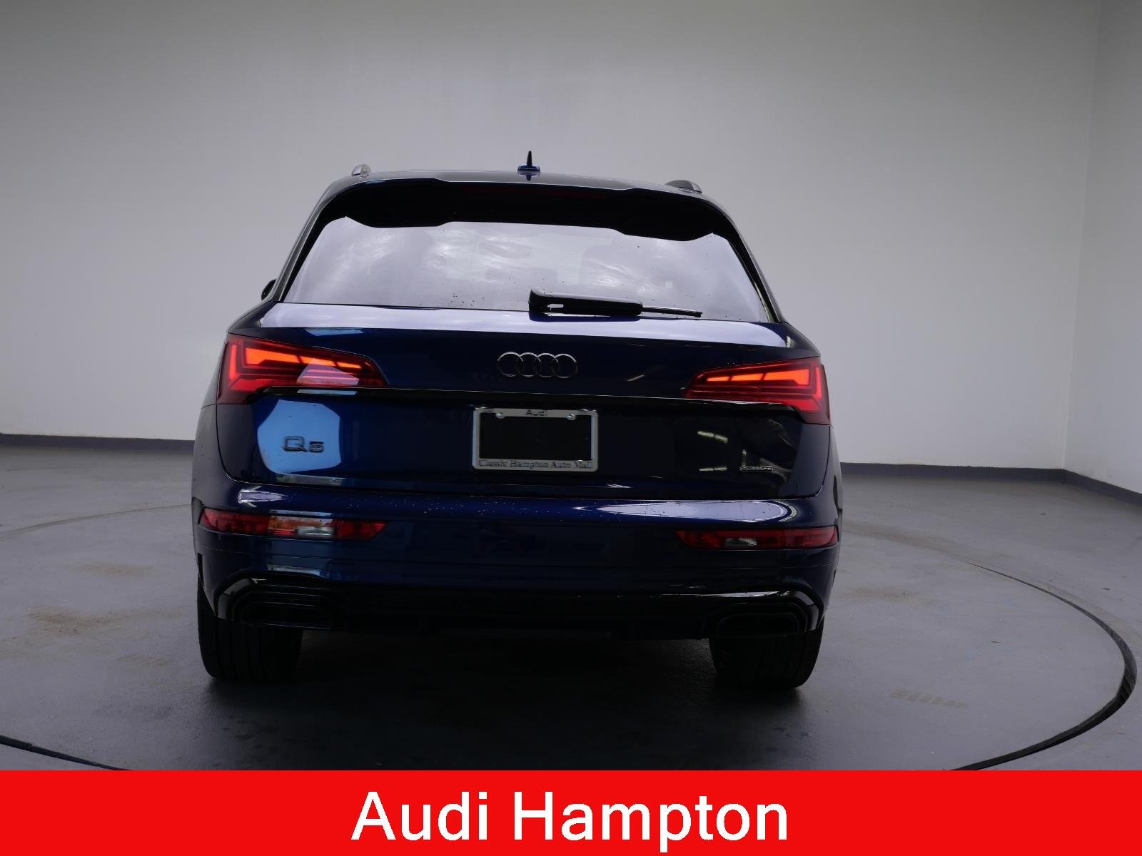Used 2025 Navarra Blue Metallic Audi S line Premium Plus image 6