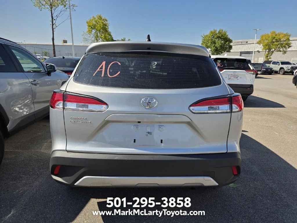 Used 2025 Silver Toyota L image 6