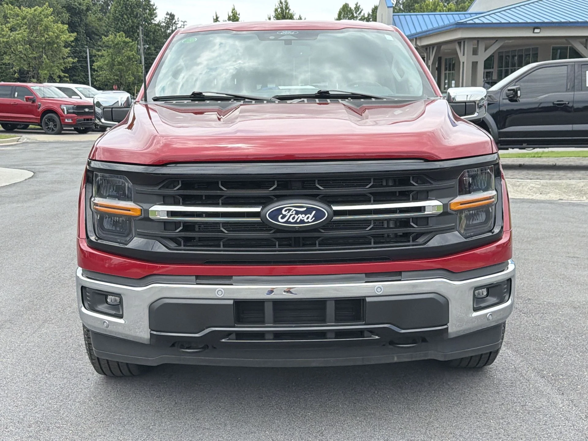 Used 2024 Red Metallic Ford XLT image 34