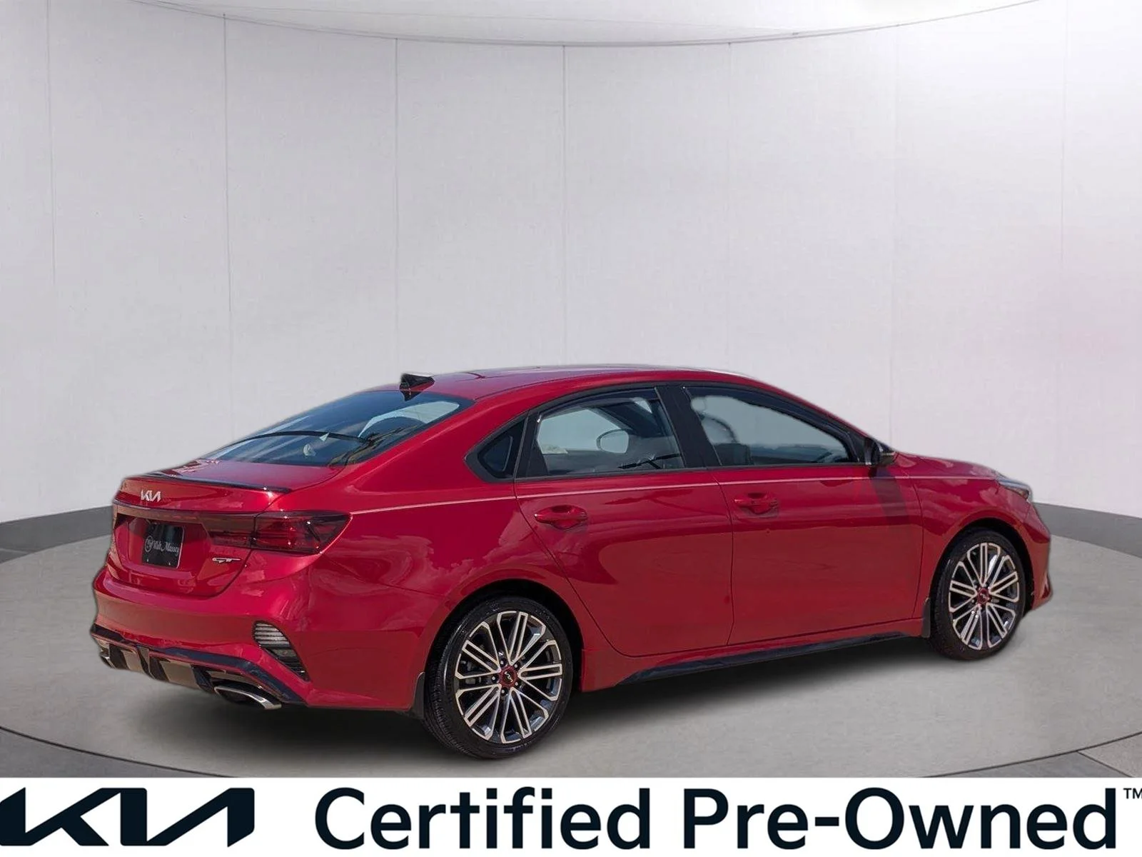 Used 2022 Currant Red Kia GT image 8