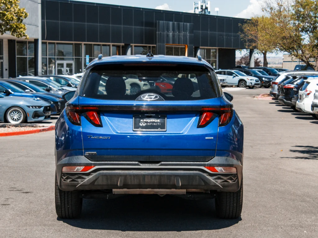 Used 2024 Vapor Blue Metallic Hyundai SEL image 6