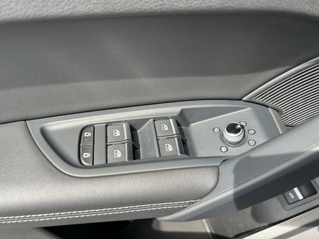 Used 2022  Audi 40 Premium Plus image 23