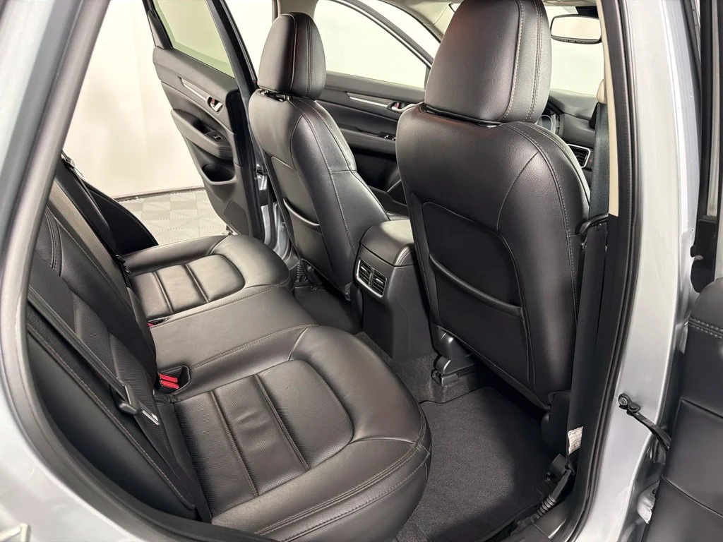 Used 2020 Sonic Silver Metallic Mazda Grand Touring image 18