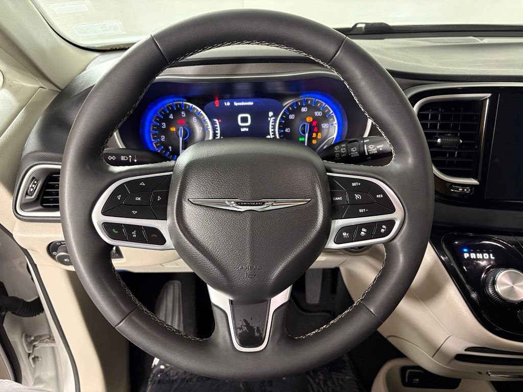Used 2024 White Chrysler Touring L image 24