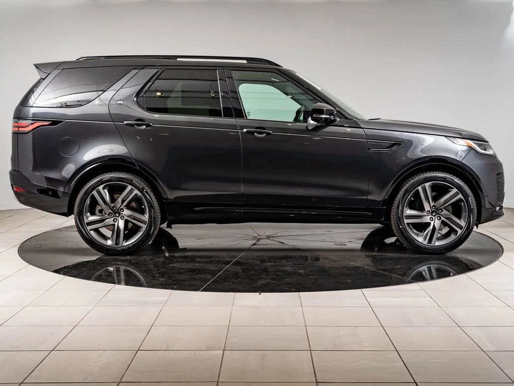 New 2026 Carpathian Gray Premium Metallic Land Rover Gemini Edition image 11