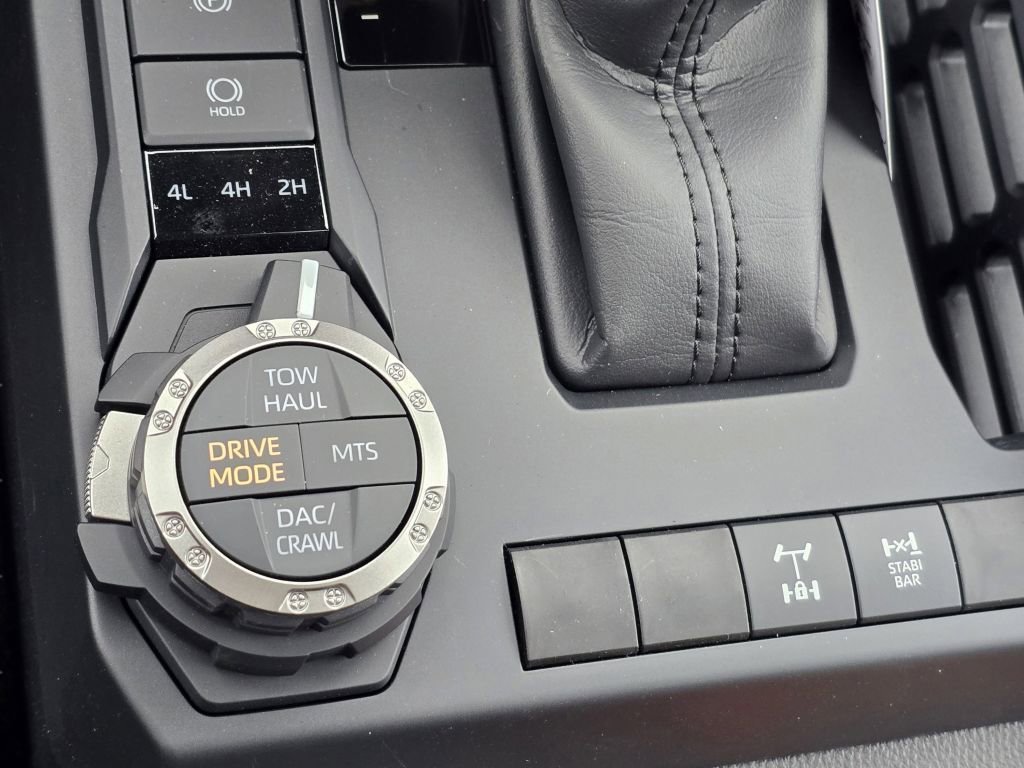 2025 Toyota Tacoma TRD Off Road - Photo 11