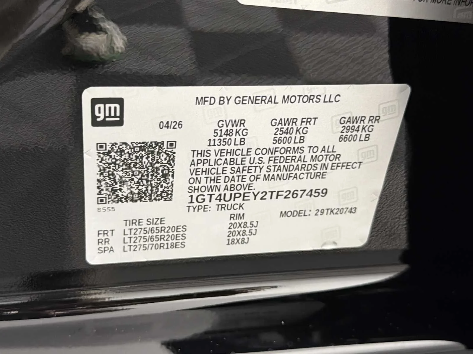 New 2026 Onyx Black GMC AT4 image 33