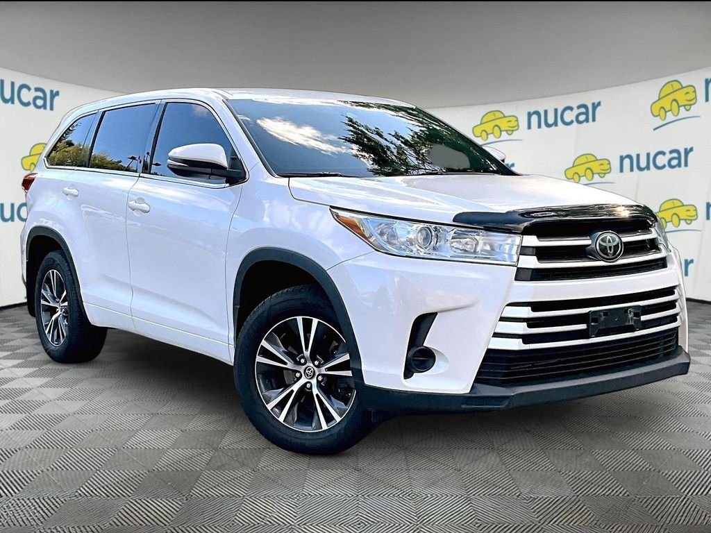 Used 2017 Blizzard Pearl Toyota LE image 1