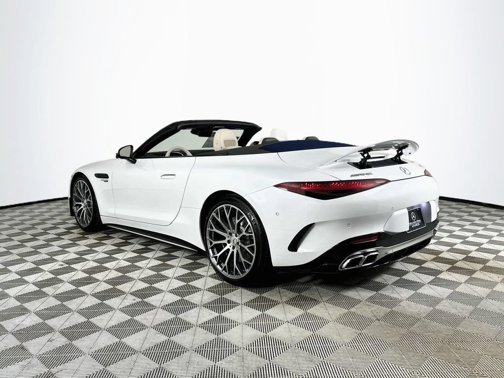 New 2027 MANUFAKTUR Moonlight White Metallic Mercedes-Benz SL 63 AMG® image 37