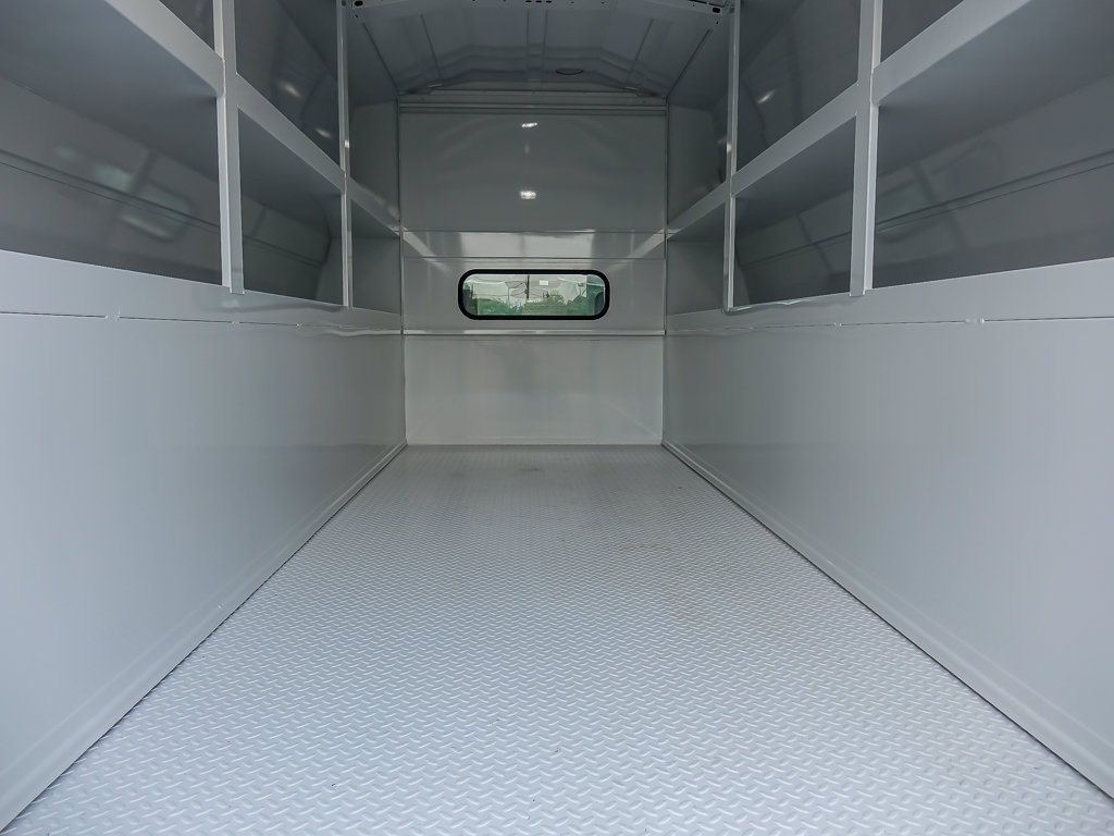 New 2026 Oxford White Ford XL image 29