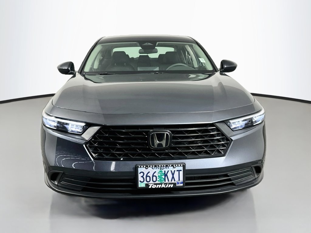 Used 2024  Honda LX image 2
