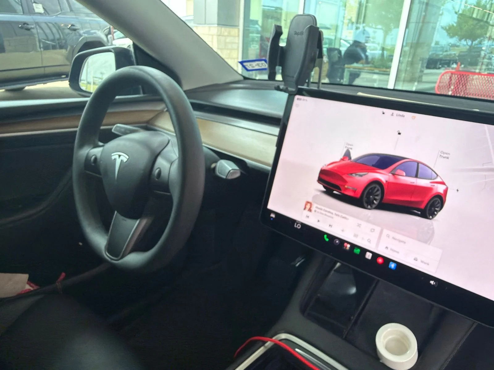 Used 2023  Tesla Long Range image 24
