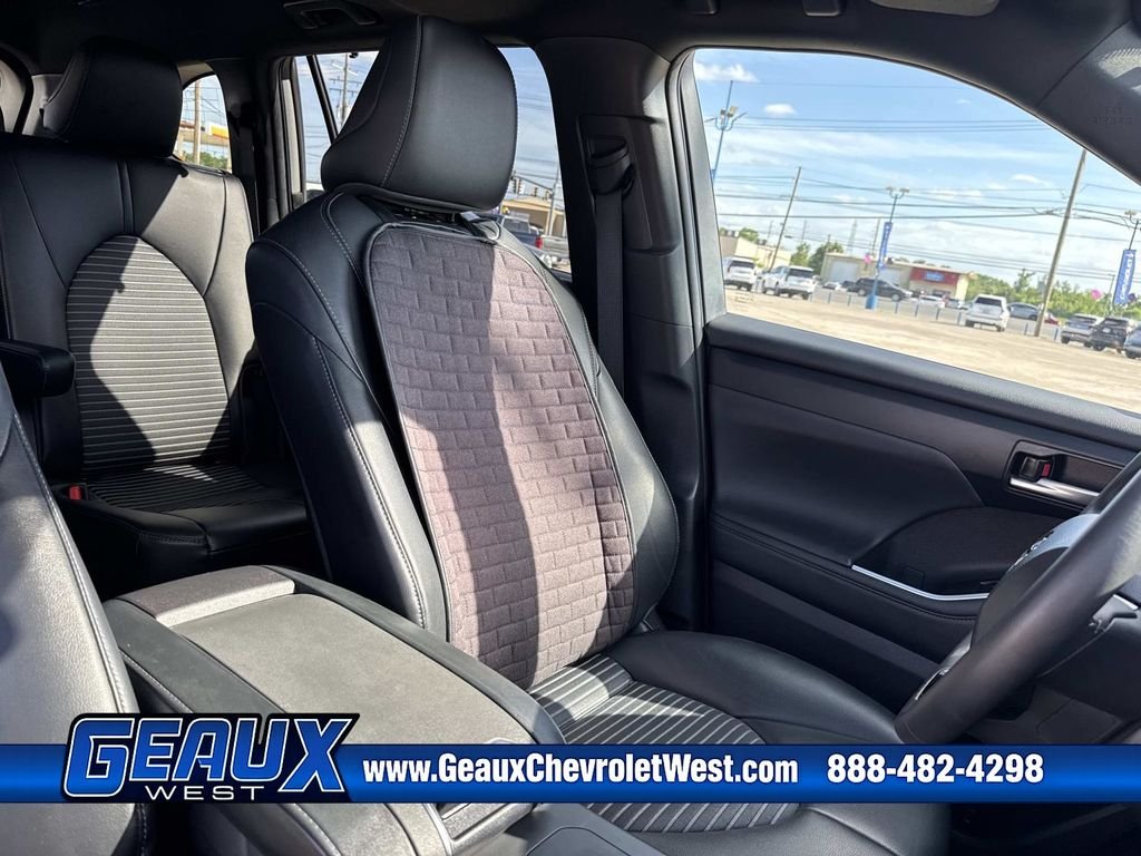 Used 2023 Silver Toyota XSE image 29