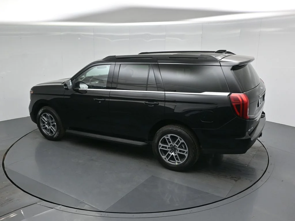 New 2026 Agate Black Metallic Ford Active image 41