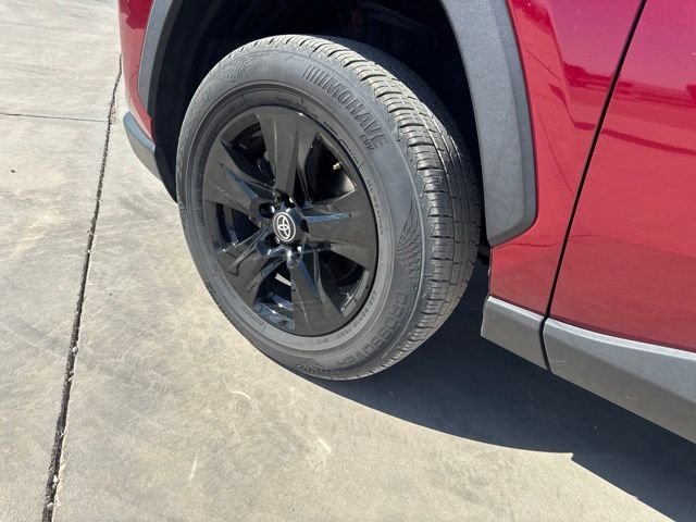 2023 Toyota RAV4 XLE - Photo 6
