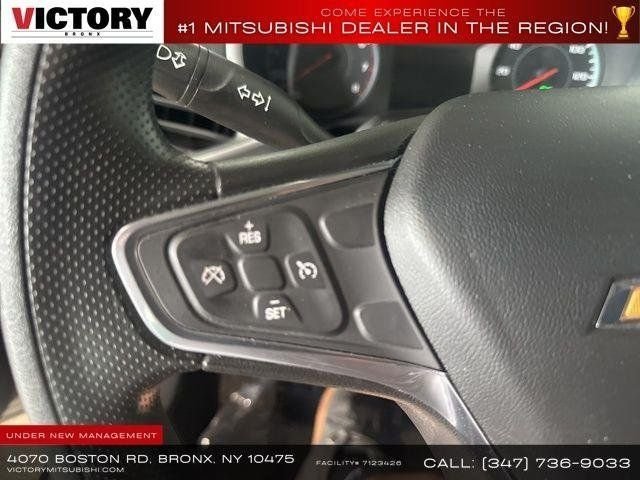 Used 2022 Gray Chevrolet LT image 35