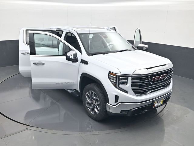 New 2026 Glacier White Tricoat GMC SLT image 29