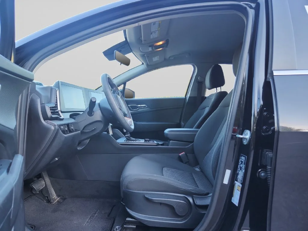 Used 2023 Black Kia LX image 10