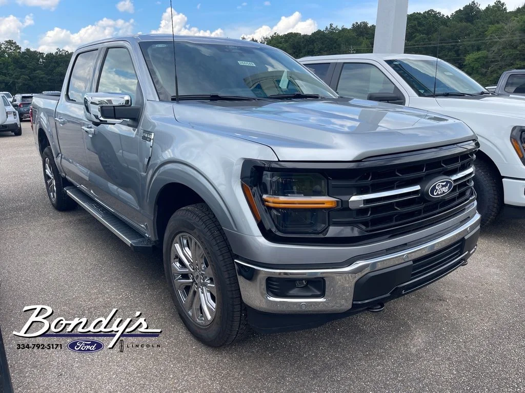 New 2026 Iconic Silver Metallic Ford XLT image 1