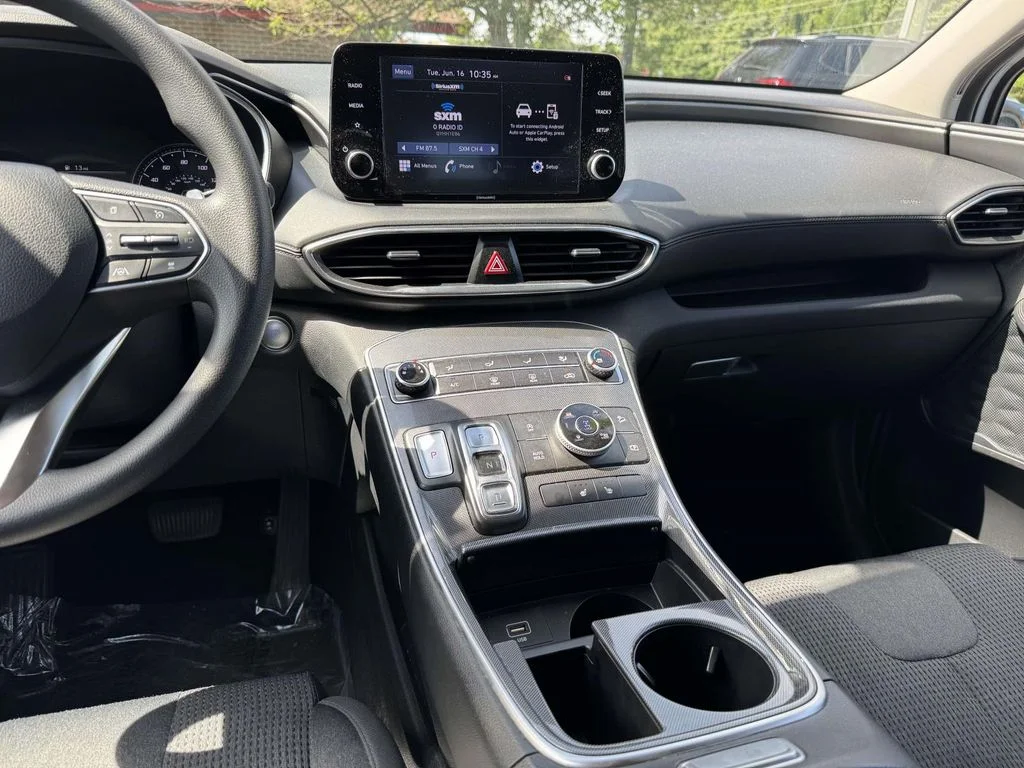 Used 2022 Gray Hyundai SEL image 3