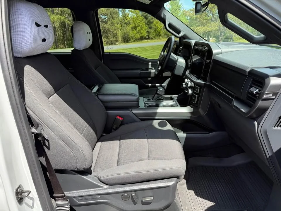 Used 2024 Avalanche Ford XLT image 18