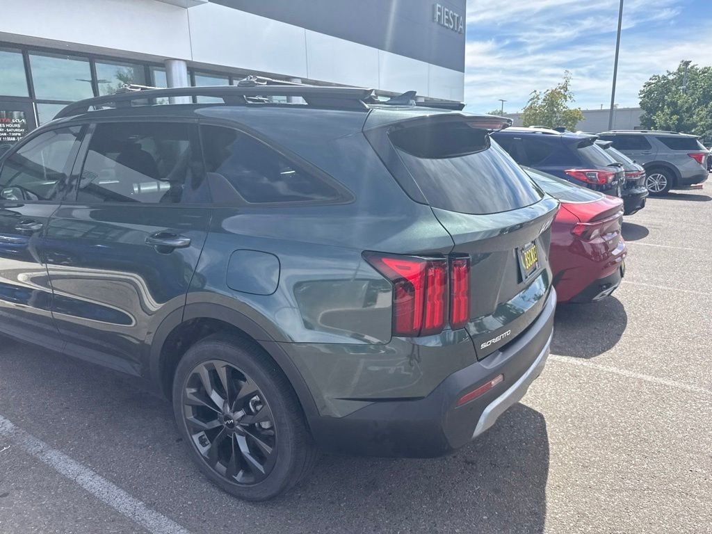 Used 2023 Green Kia X-Line SX Prestige image 13