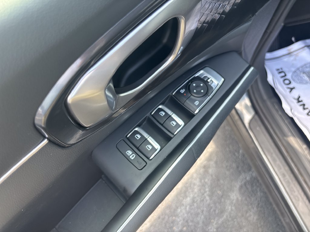 Used 2025 Gray Kia S image 10