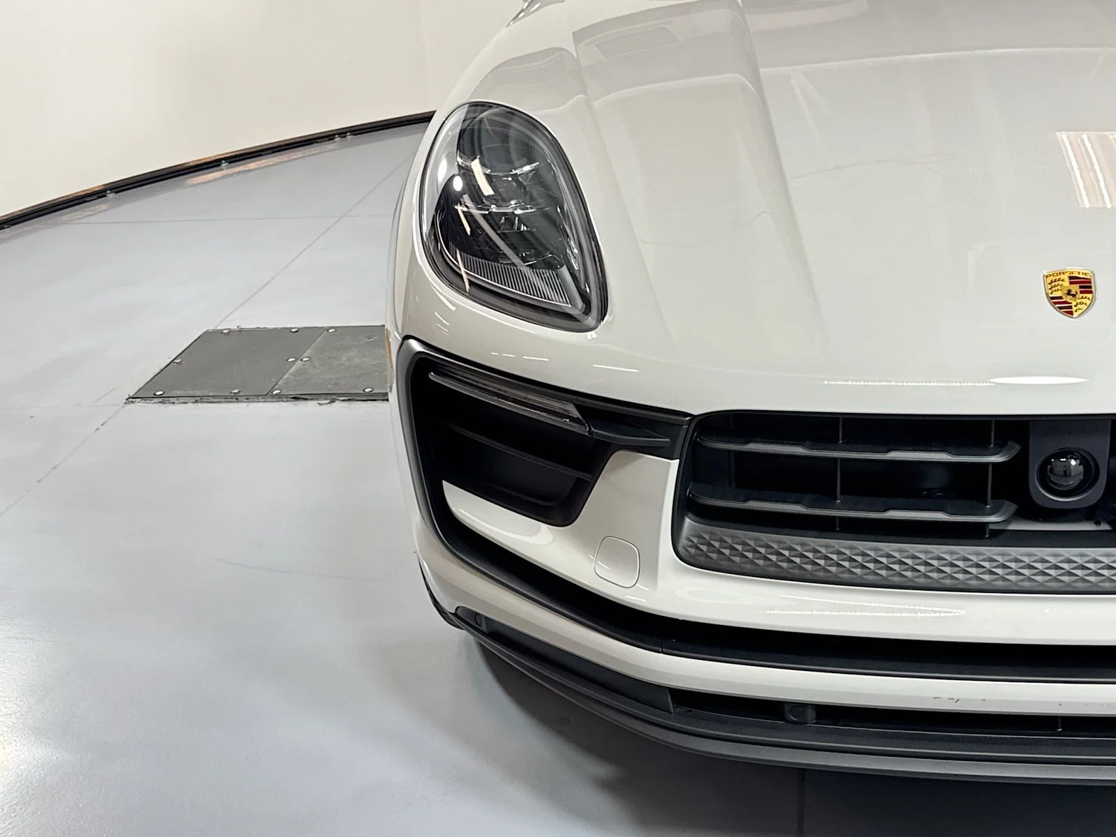 New 2026 Chalk Porsche  image 28