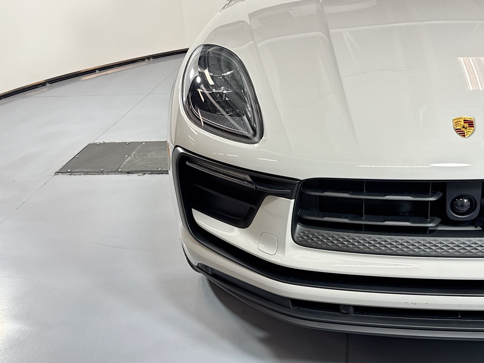 Used 2026 Chalk Porsche  image 28