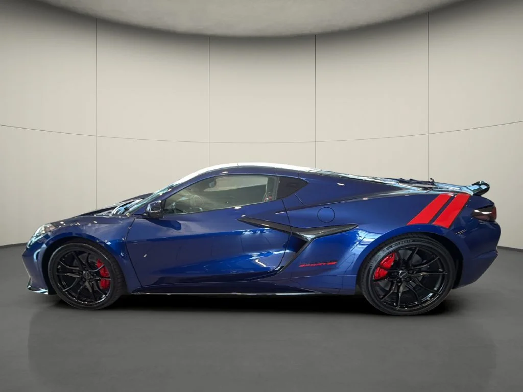 New 2027 Admiral Blue Metallic Chevrolet 3LT image 4