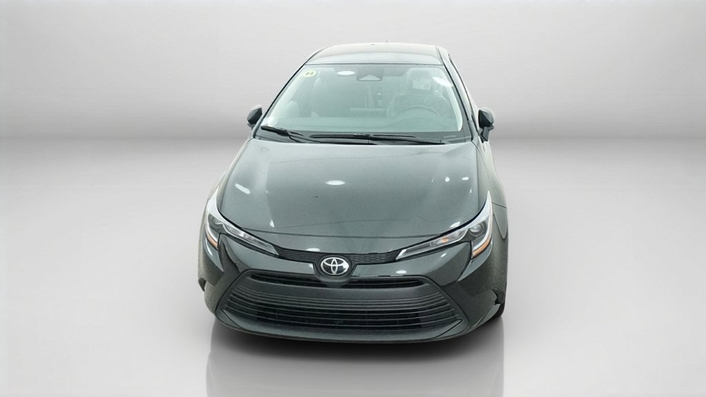 New 2027 Inked Toyota LE image 16