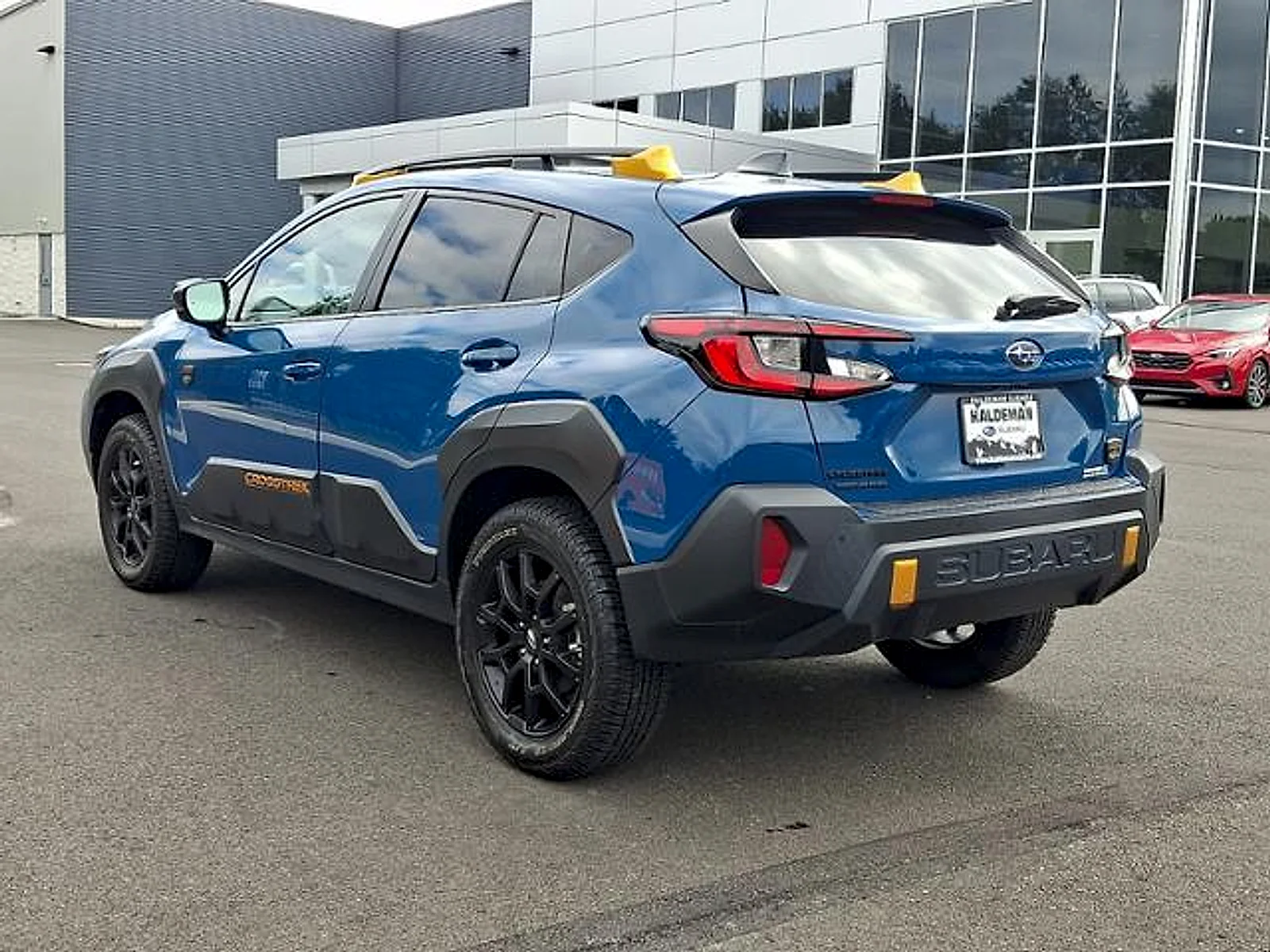 Used 2024 Geyser Blue Pearl Subaru Wilderness image 5