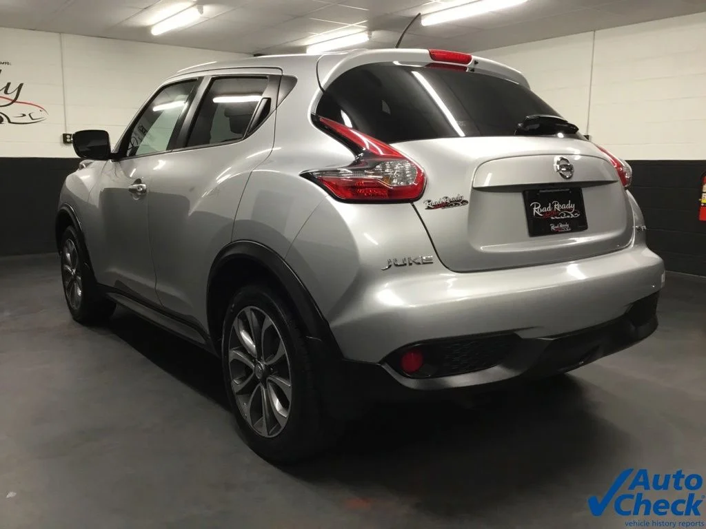 Used 2017 Silver Nissan SV image 8