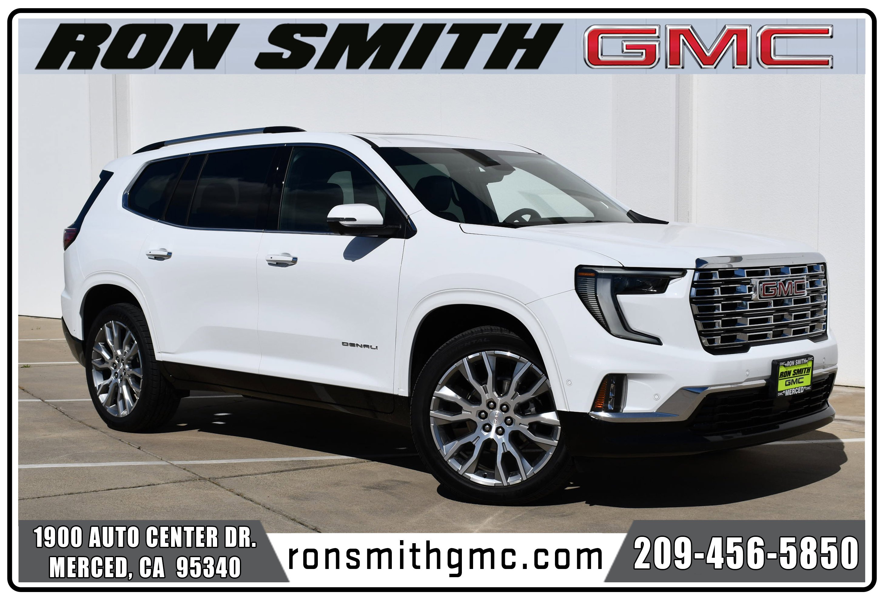 2025 GMC Acadia Denali AWD's photo