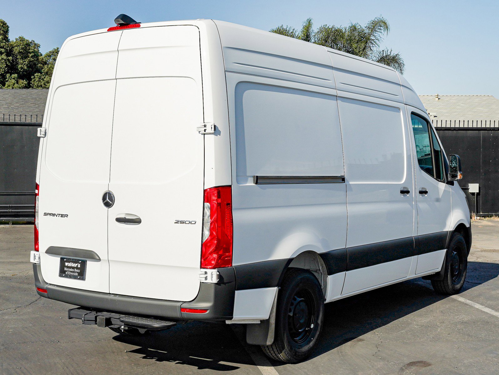 New 2025 Arctic White Mercedes-Benz 2500 High Roof I4 Diesel 144 RWD image 6