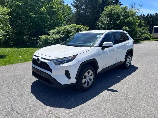 Used 2023 White Toyota LE image 7
