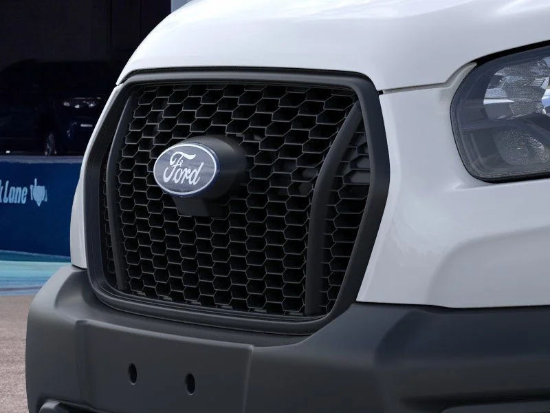 New 2026 Oxford White Ford XL image 18