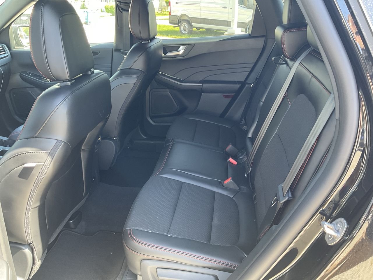 2026 Ford Escape ST-Line - Photo 22